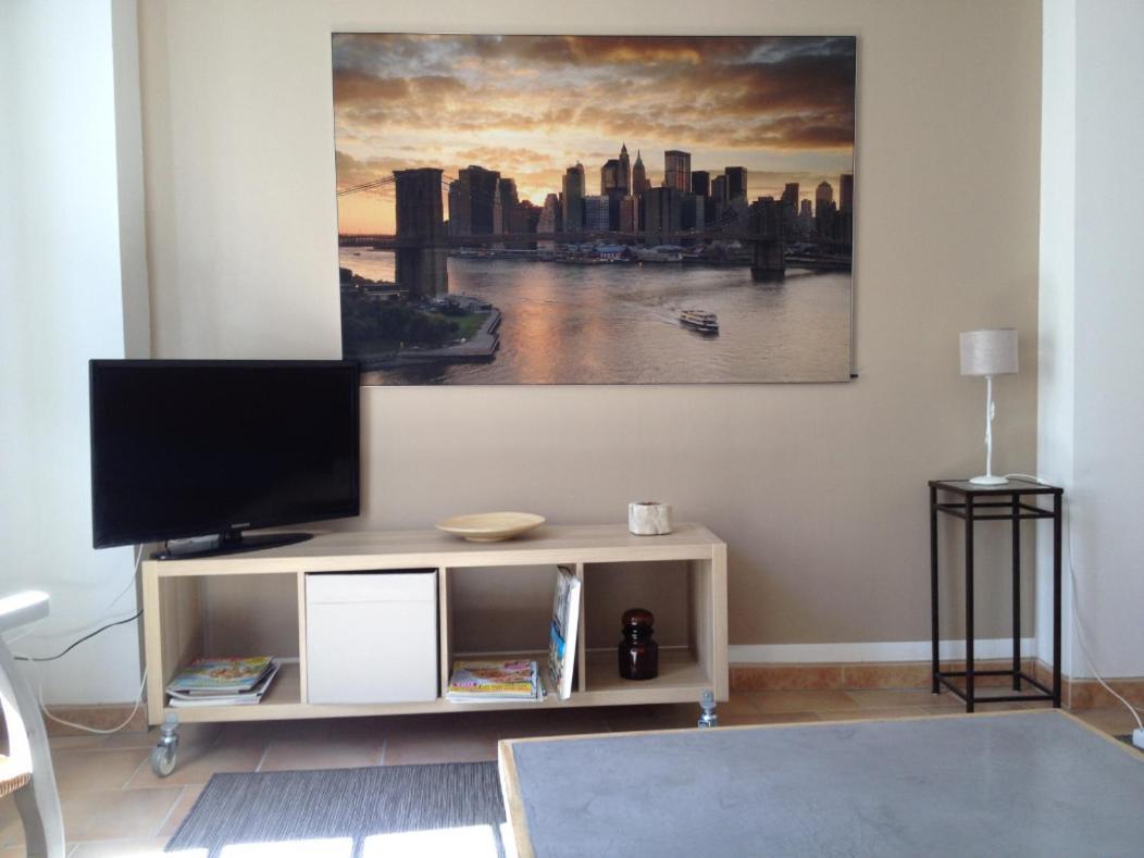 Centre Ville, Confortable Appartement 60M2 Авиньон Екстериор снимка